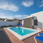 Casa Ostoja - Heated Pool & Spacious Πλάγια Μπλάνκα
