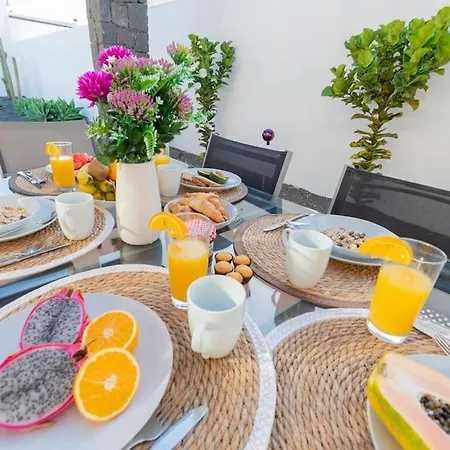 펜션 Casa Ostoja - Heated Pool & Spacious 플라야블랑카