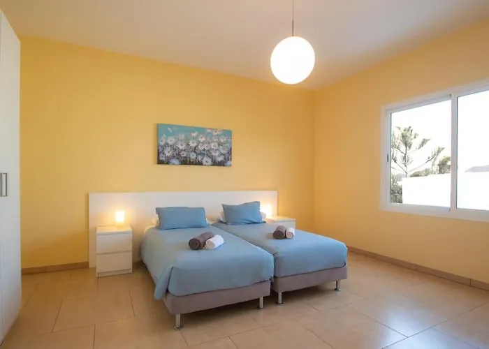 Casa Ostoja - Heated Pool & Spacious Prázdninový dům Playa Blanca (Lanzarote)