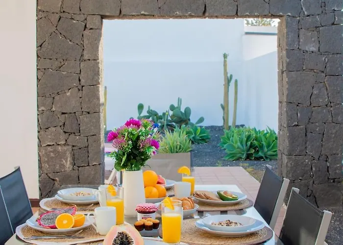 Casa Ostoja - Heated Pool & Spacious * Playa Blanca (Lanzarote)