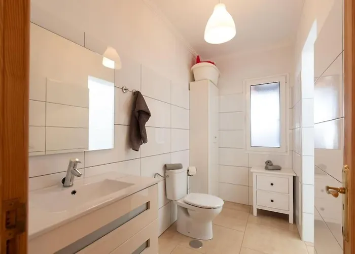 Casa Ostoja - Heated Pool & Spacious Prázdninový dům Playa Blanca (Lanzarote)