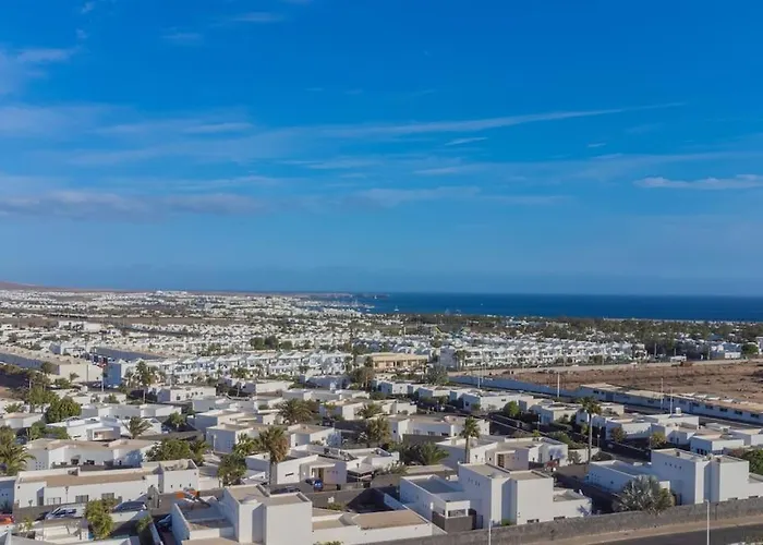 Casa Ostoja - Heated Pool & Spacious *