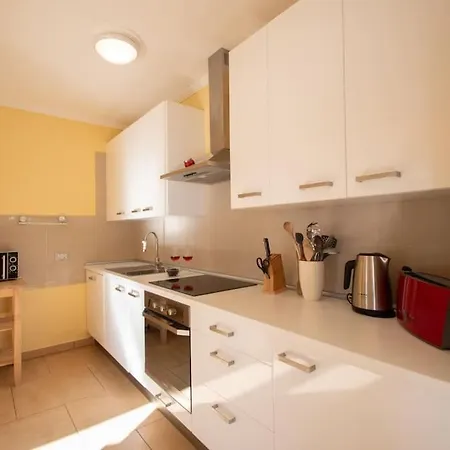 Casa Ostoja - Heated Pool & Spacious