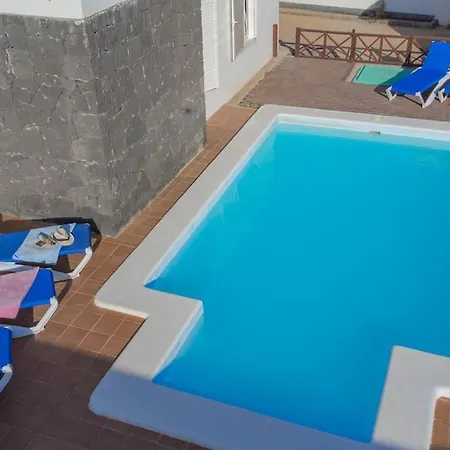 Holiday home Casa Ostoja - Heated Pool & Spacious Playa Blanca (Lanzarote)