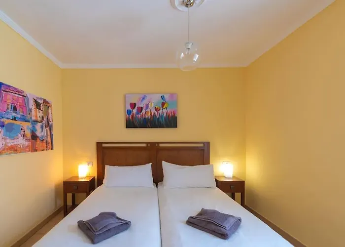 Casa Ostoja - Heated Pool & Spacious 普拉亚布兰卡