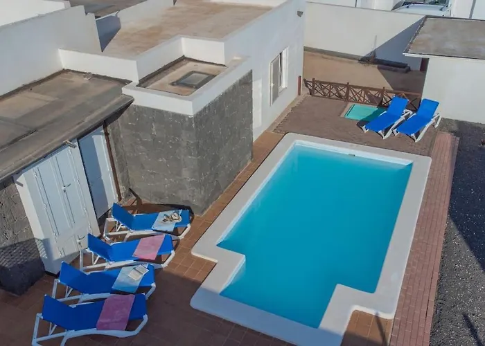 Casa Ostoja - Heated Pool & Spacious 度假居