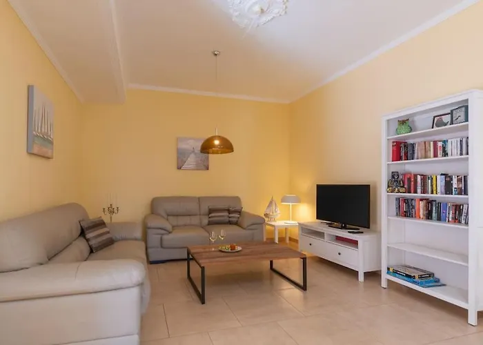 Casa Ostoja - Heated Pool & Spacious 度假居 *