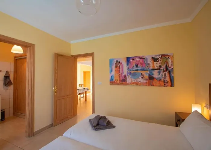 Casa Ostoja - Heated Pool & Spacious *